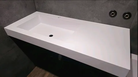 Столешница для ванны с умывальником