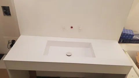 Столешница-раковина в ванную комнату