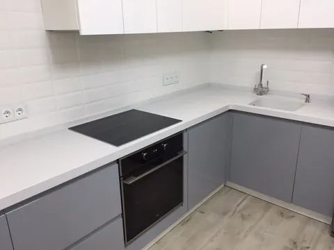 Г-образная столешница из искусственного камня